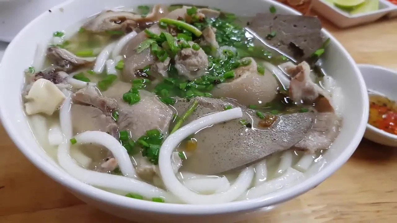 bánh canh bến có thơm ngon